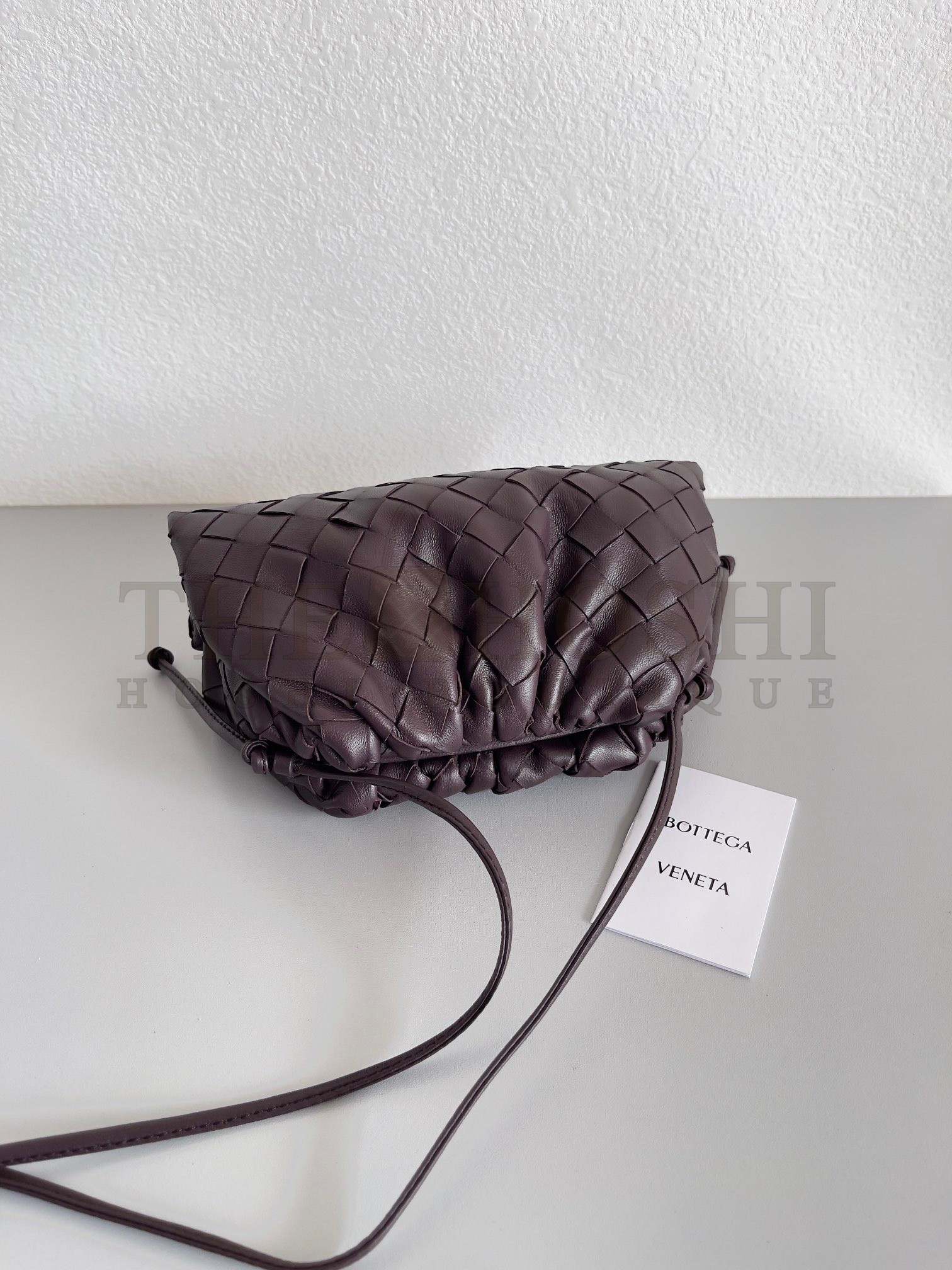 B0tt*ga Ven*ta Mini Pouch with Strap in Grape Intrecciato Lambskin Master Quality