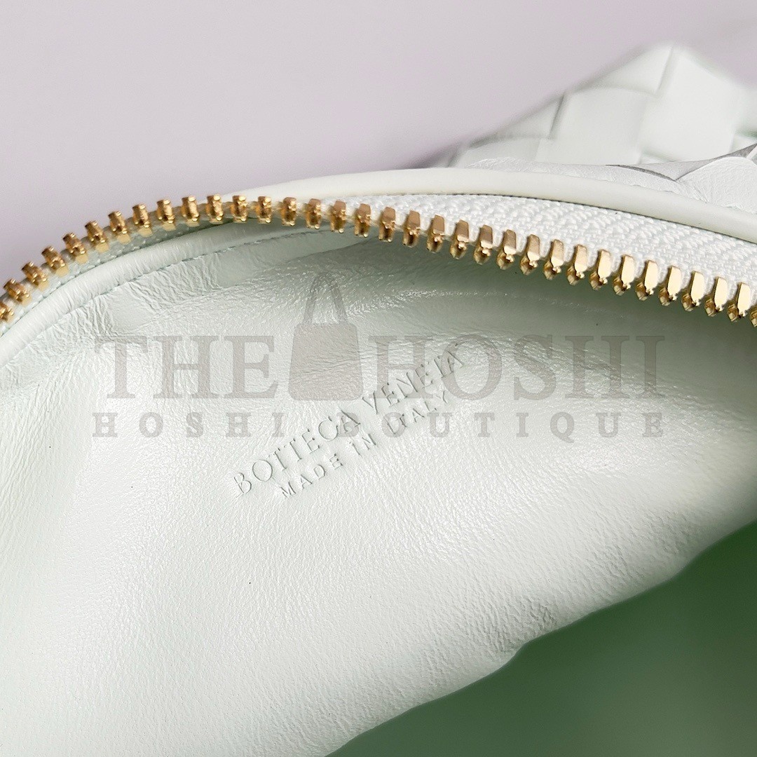 B0tt*ga Ven*ta Mini Wallace Bag in Glacier Intrecciato Calfskin Master Quality