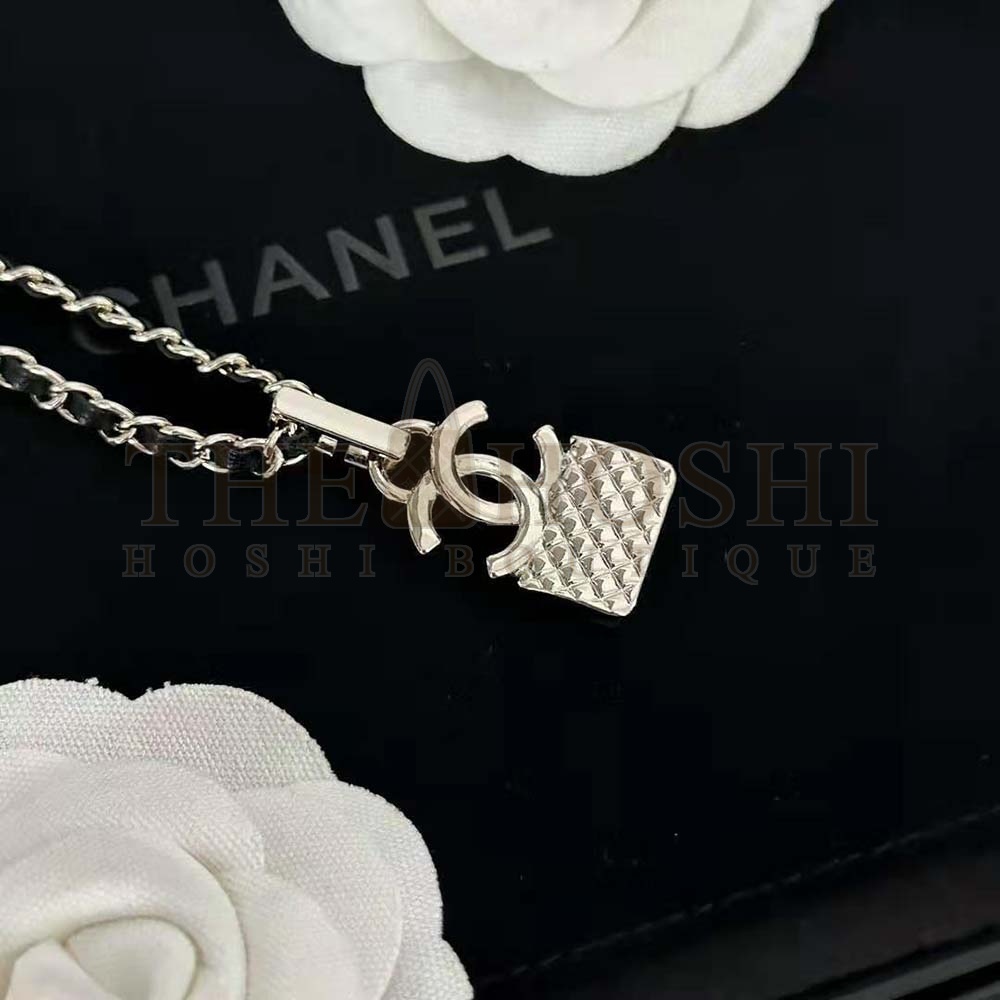 Ch**el Women Necklace in Metal Calfskin and Strass Master Quality