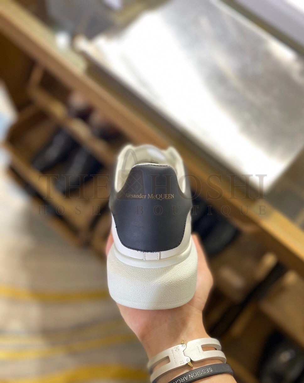 A1exa*der Mcqv*en Men