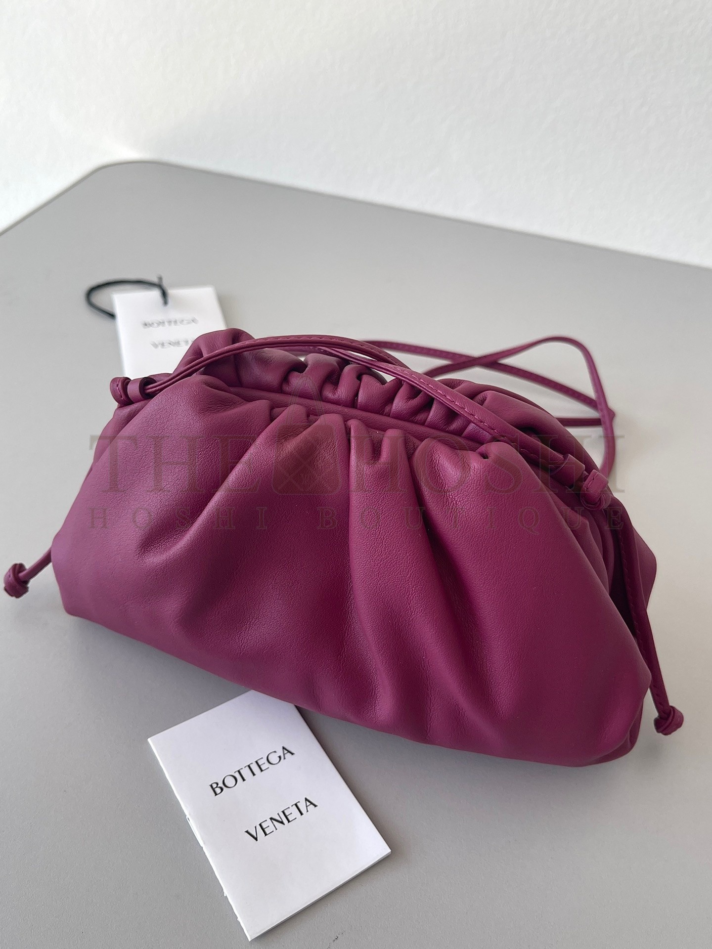 B0tt*ga Ven*ta Mini Pouch with Strap in Cinnabar Calfskin Master Quality