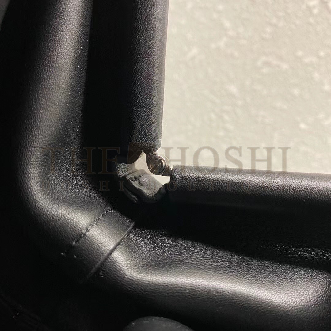 B0tt*ga Ven*ta Small Point Top Handle Bag In Black Leather Master Quality