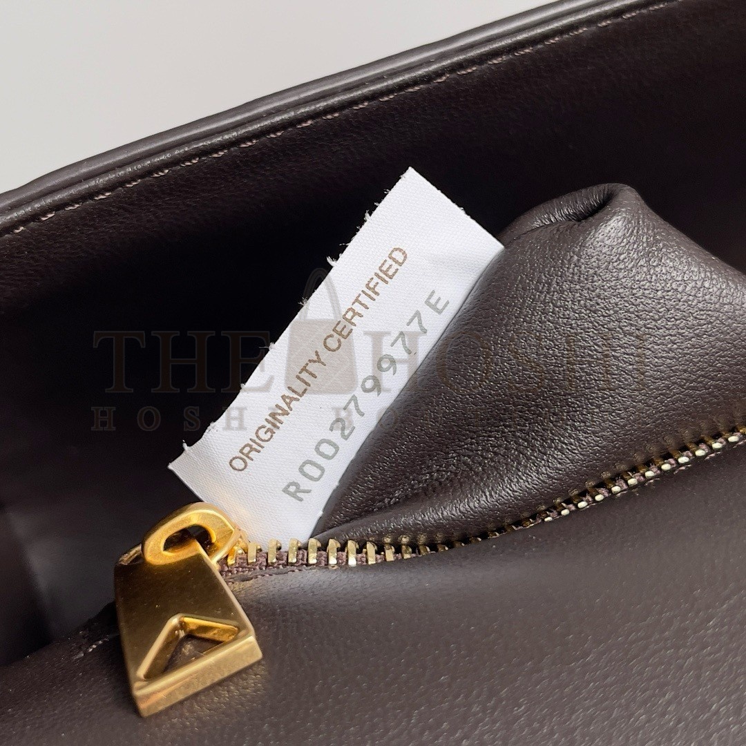 B0tt*ga Ven*ta Mini Andiamo Cross-Body Bag in Fondant Intrecciato Lambskin Master Quality