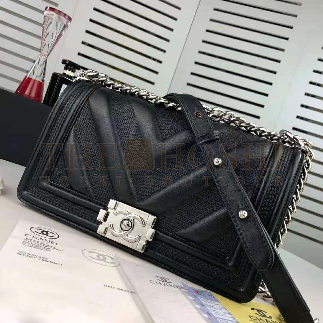 Ch**el Women Flap Bag with Top Handle in Calfskin-Black Master Quality