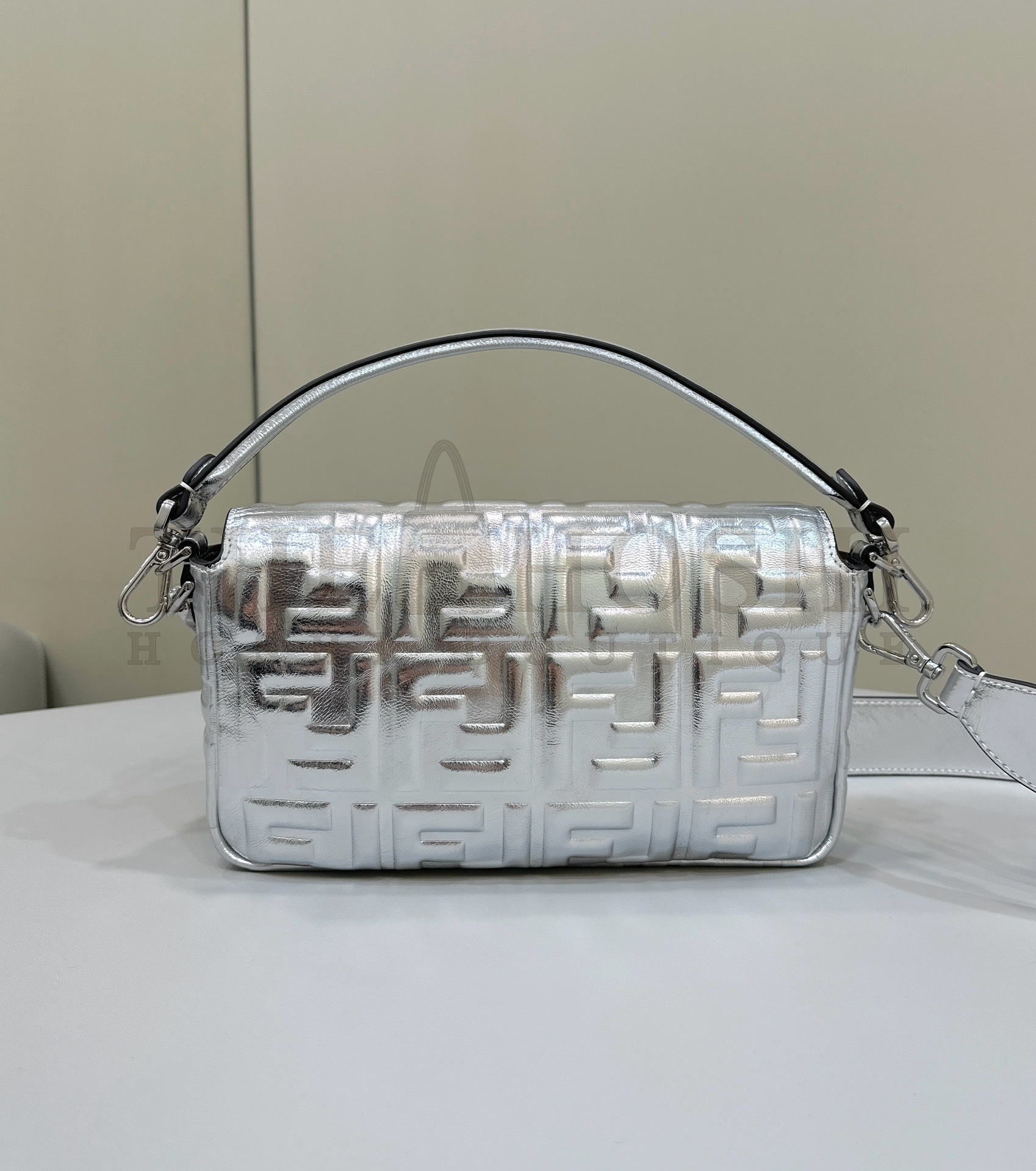 F**di Baguette siez:27x5x15cm Master Quality