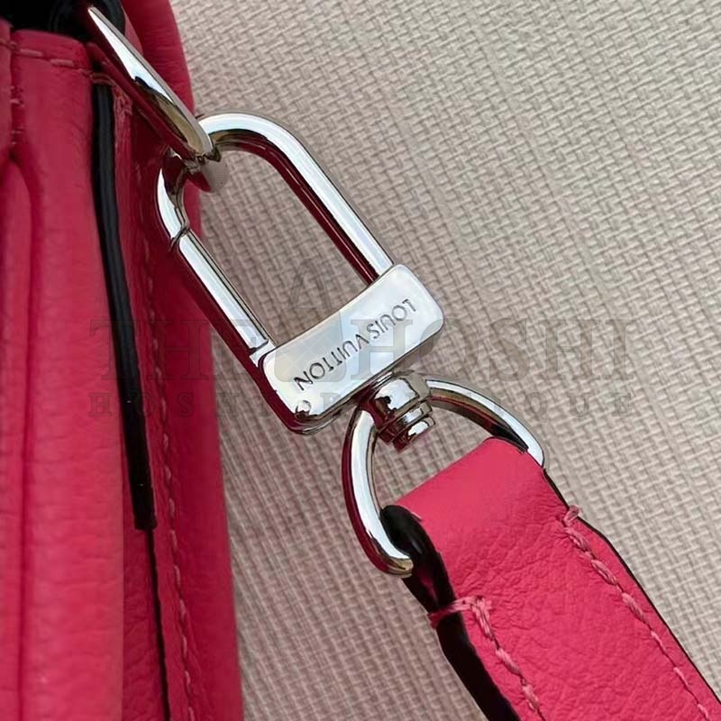 L0vis Vvtt0n LV Women Buci Crossbody Pink Epi Grained Smooth Cowhide Leather Master Quality