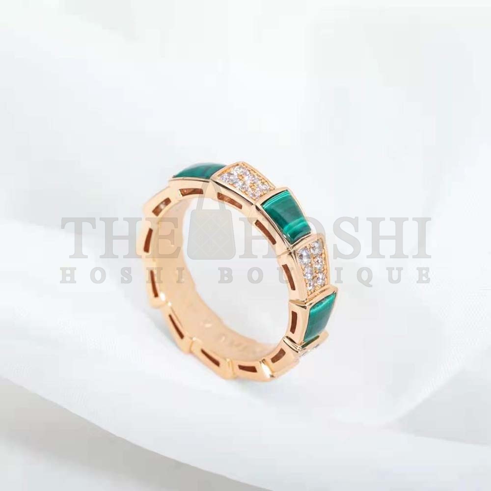Bv1g*ai Women Serpenti Viper Band Ring in 18 KT Rose Gold-Green Master Quality