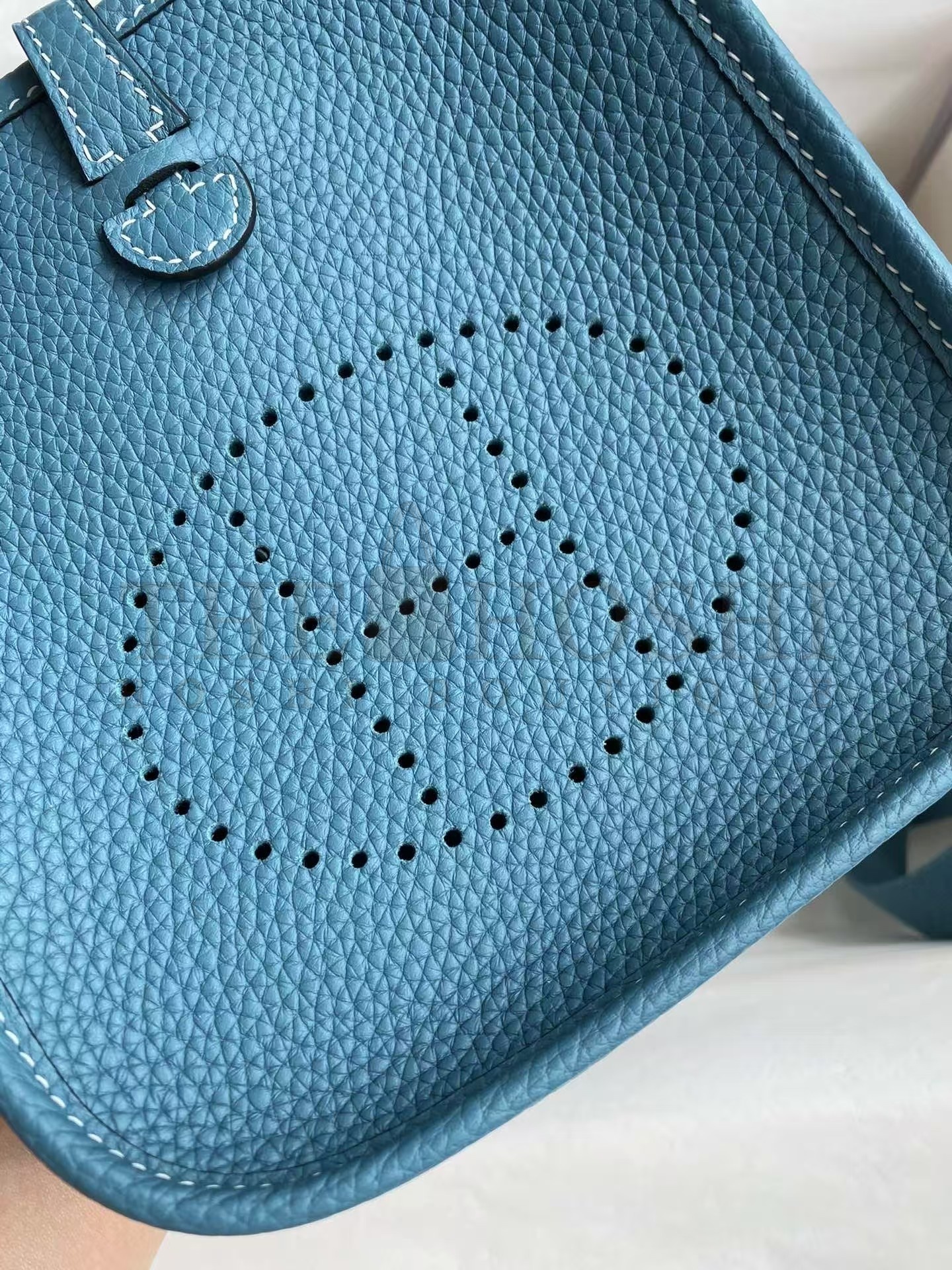 H**me5 Evelyne III TPM Bag In blue Clemence Leather Master Quality