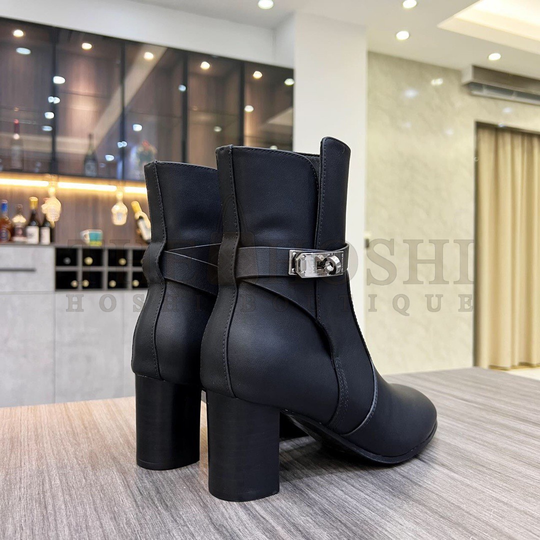 H**me5 Frenchie 50mm Ankle Boots In Black Calfskin Master Quality
