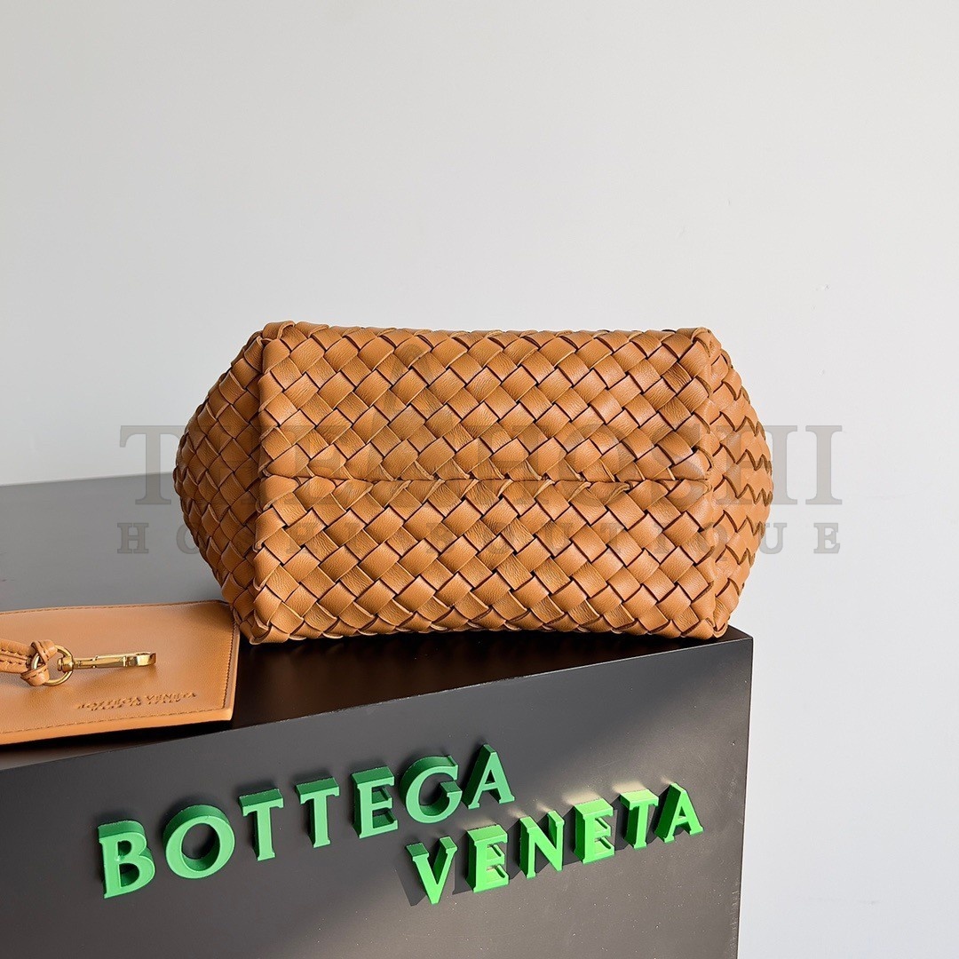B0tt*ga Ven*ta Cabat Mini Bag In Caramel Intrecciato Lambskin Master Quality