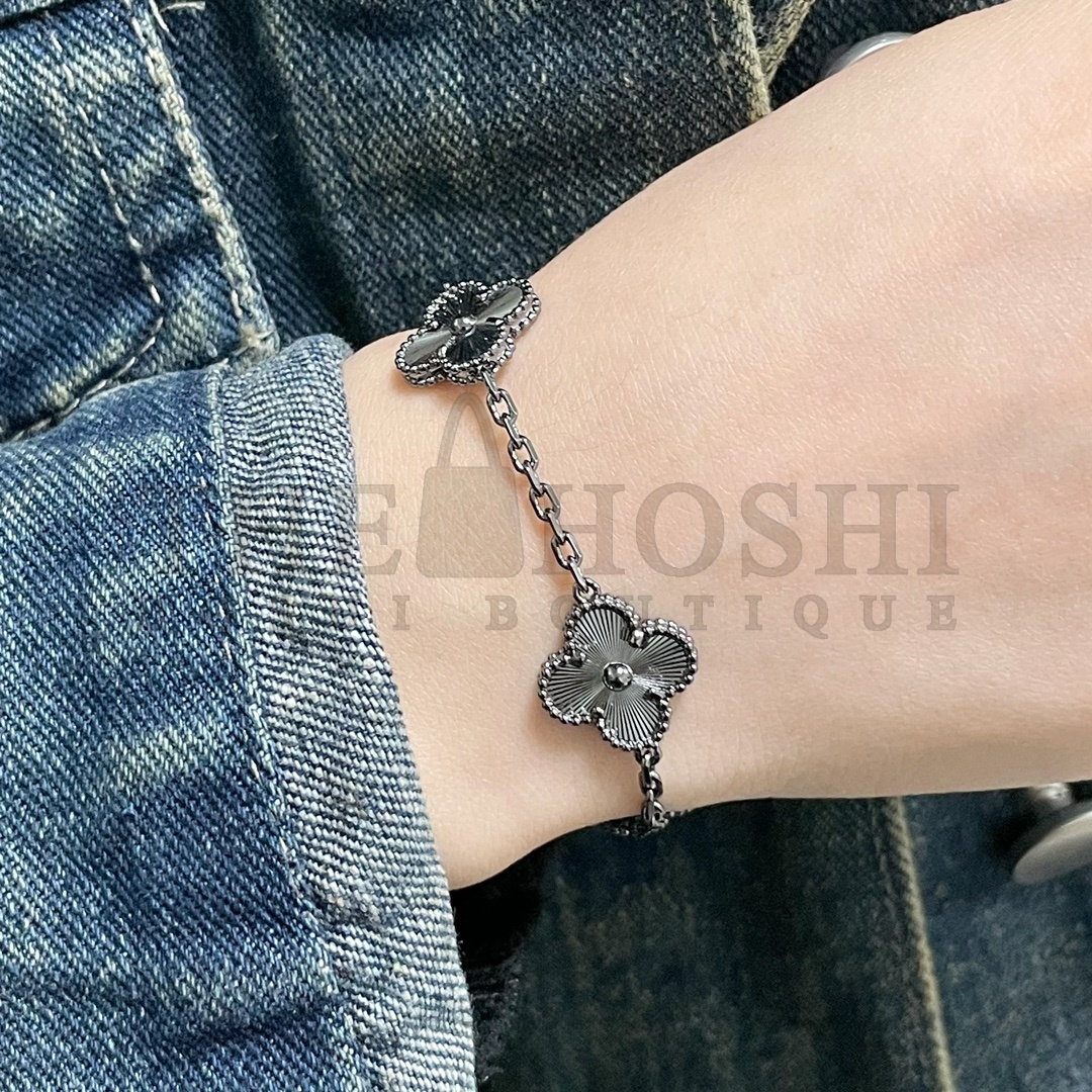 V*n Cl**f black stone bracelet jewelry Master Quality