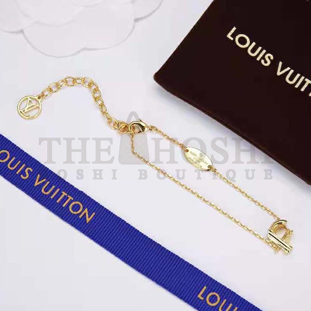 L0vis Vvtt0n Women LV &amp; Me Bracelet Letter F Master Quality
