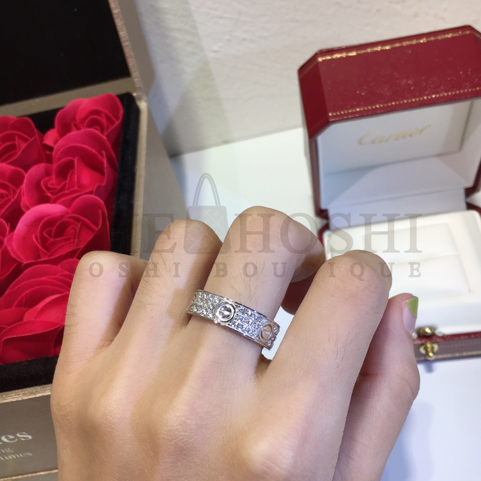 Ca*t1er Love Ring with D1am0nds Master Quality