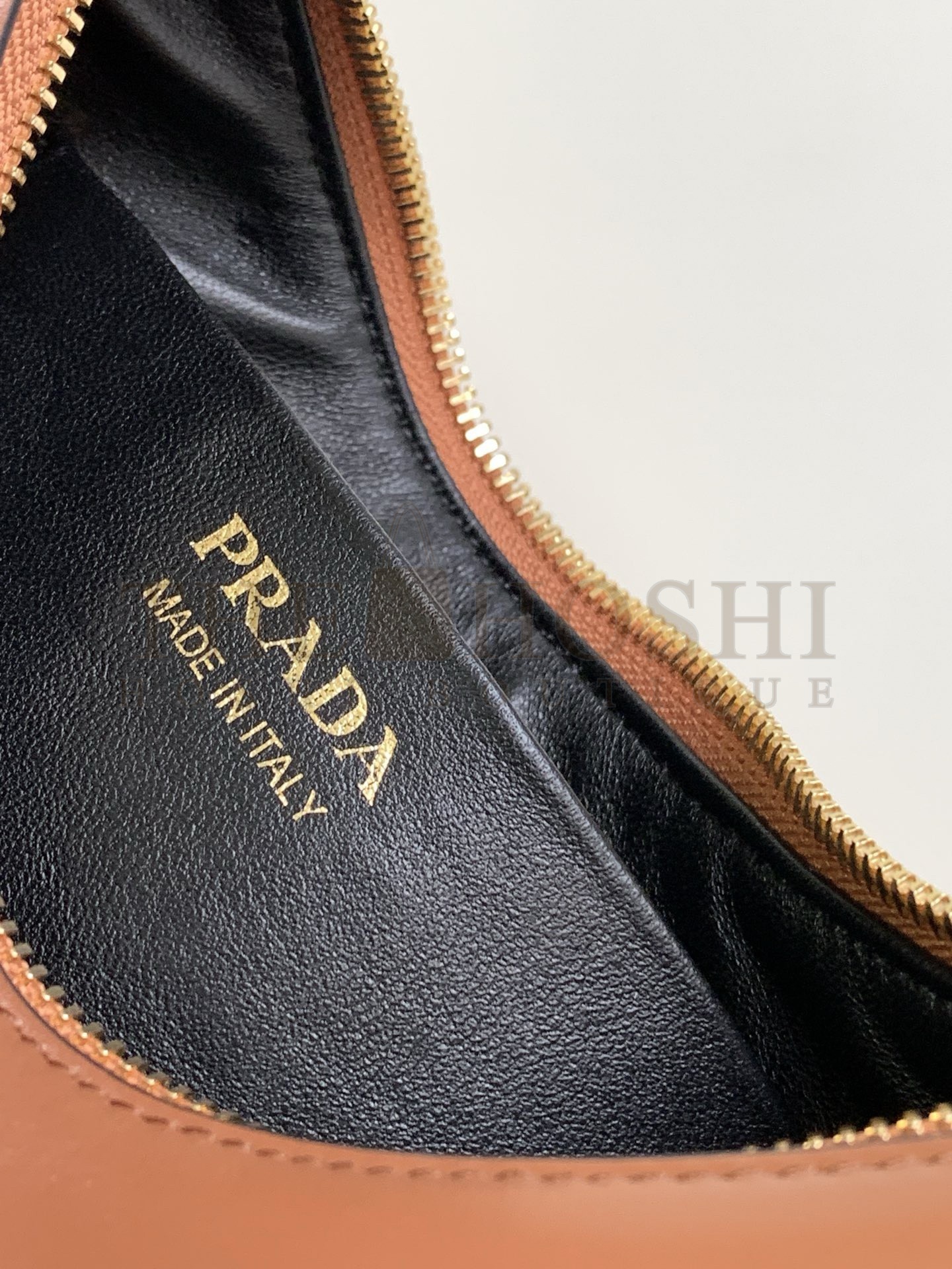 Pra*a Arque Shoulder Bag in Brown Leather Master Quality