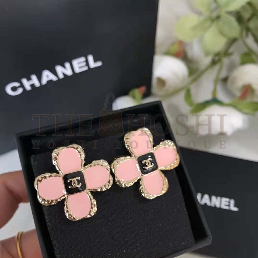 Ch**el Women Stud Earrings in Metal and Resin Master Quality