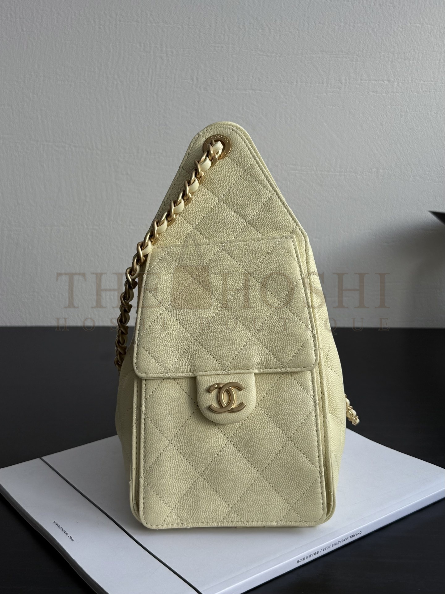 Ch**el 25C AS5293 Hobo Drawstring Bag Silver Caviar Leather with Gold Chain 30x26x14cm Master Quality