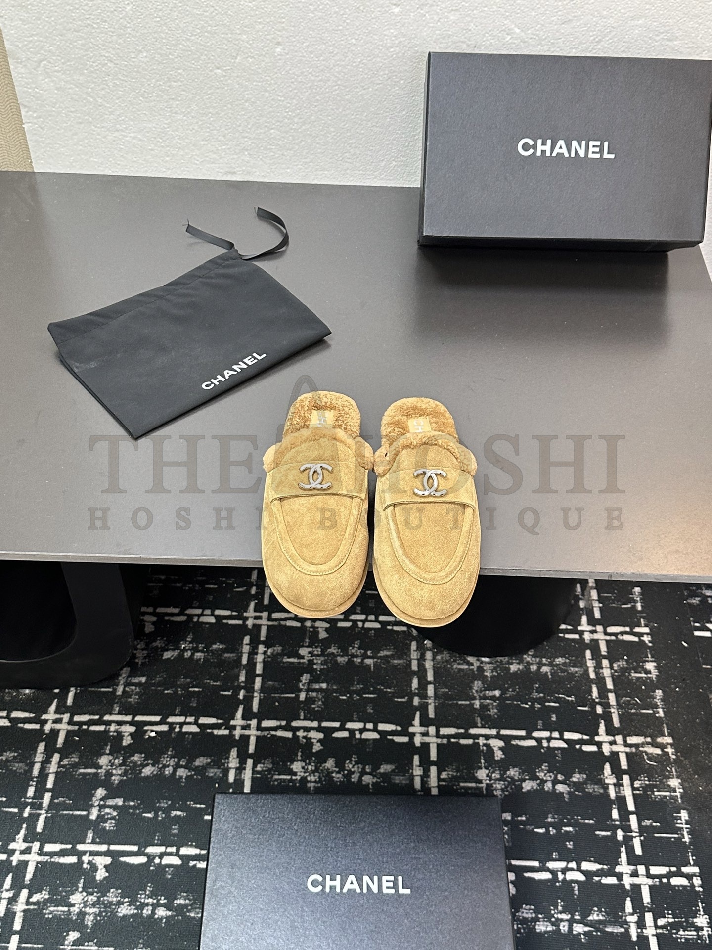 Ch**el CH 25K Fur Mule Slippers Suede Leather Shearling Lined 35-41 Master Quality