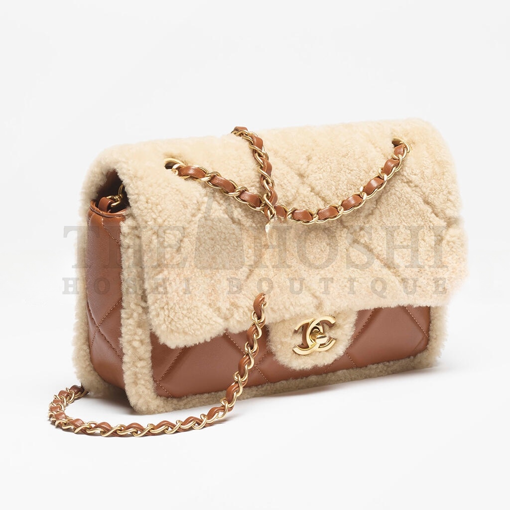 Ch**el SHEARLING LAMBSKIN & GOLD-TONE METAL FLAP BAG AS5148 (18*12*6cm) Master Quality