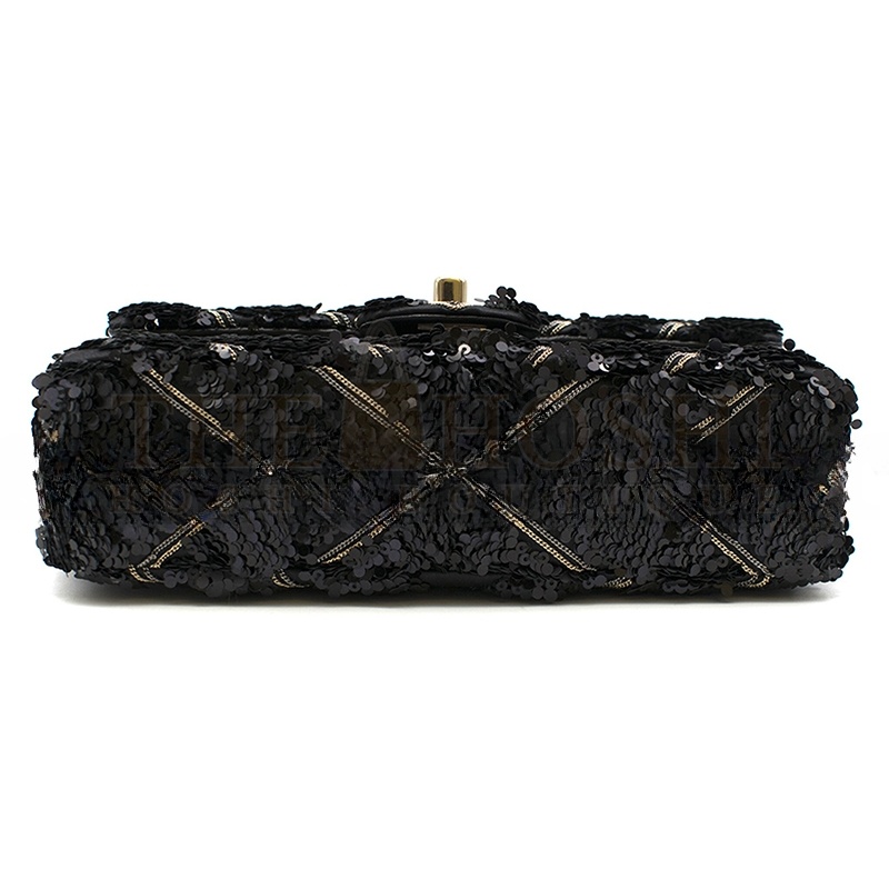 Ch**el CLASSIC FLAP BAG IN CHEVRON CHAIN &amp; SEQUIN WITH BLACK CALFSKIN LINING AND GOLD HARDWARE (21*14*8cm) Master Quality
