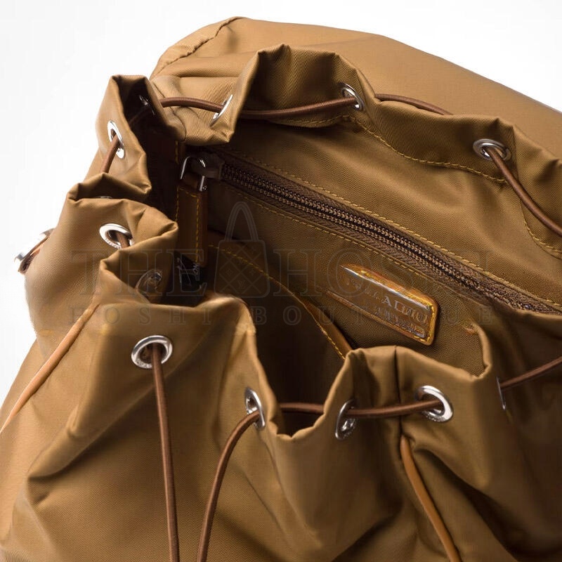 Pra*a RE-NYLON AND LEATHER BACKPACK 2VZ135 F0594 (45*27*17cm) Master Quality